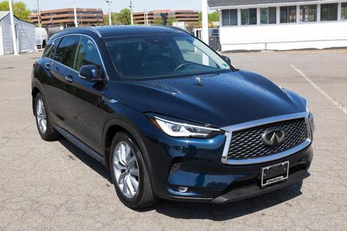 2022 INFINITI QX50 Luxe