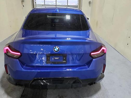 2023 BMW 230 i xDrive