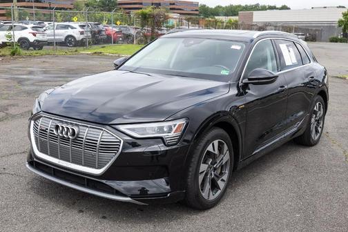 2021 Audi e-tron Premium