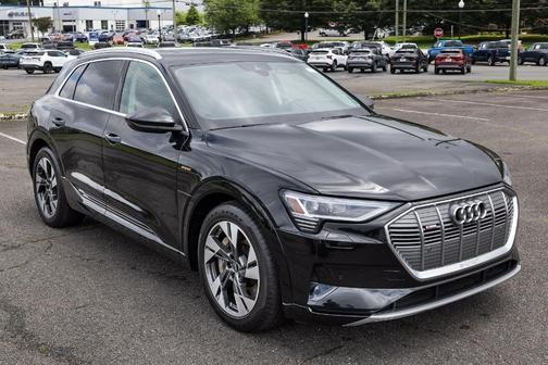 2021 Audi e-tron Premium