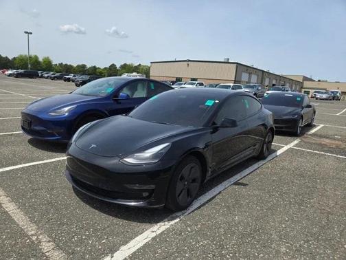 2022 Tesla Model 3 Long Range