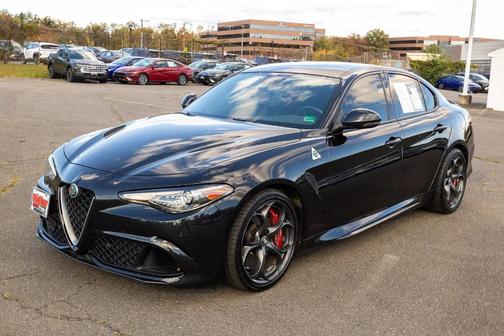2017 Alfa Romeo Giulia Quadrifoglio