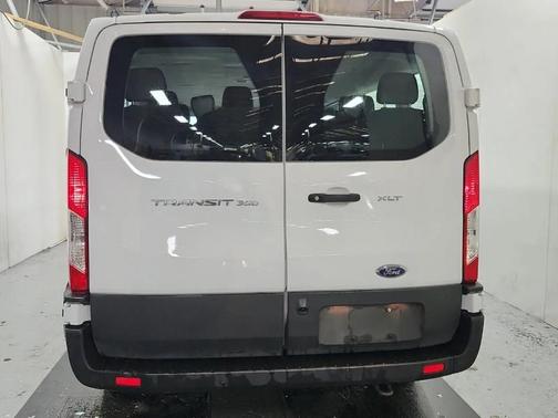 2022 Ford Transit-350 XLT