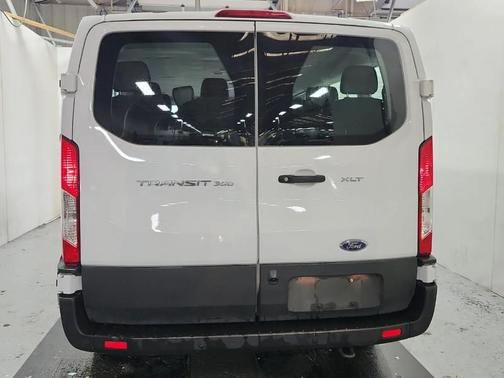 2022 Ford Transit-350 XLT