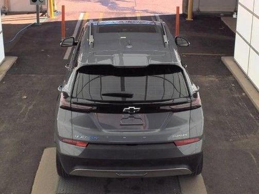 Gray Ghost Metallic 2022 Chevrolet Bolt EUV Premier