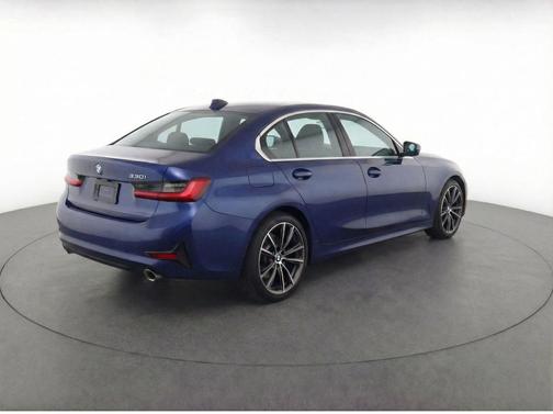 2020 BMW 330 i xDrive