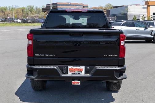 2025 Chevrolet Silverado 1500 Custom