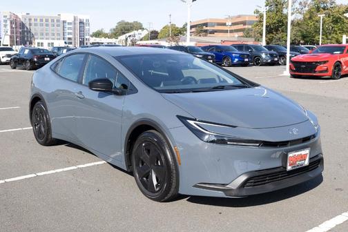2024 Toyota Prius LE