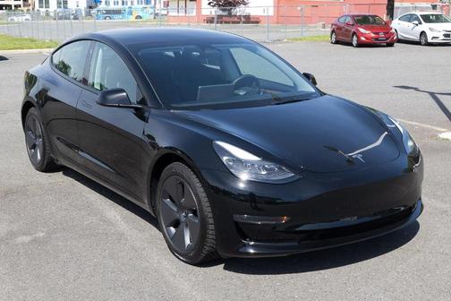 2023 Tesla Model 3 Base