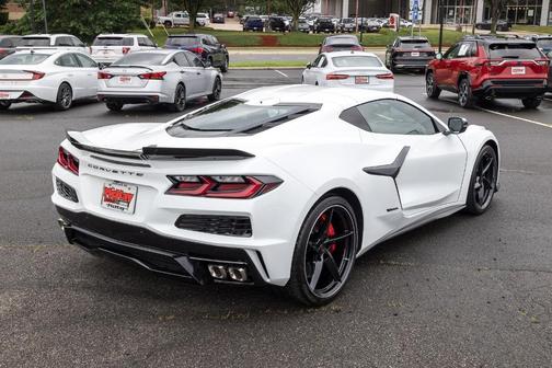2025 Chevrolet Corvette E-Ray