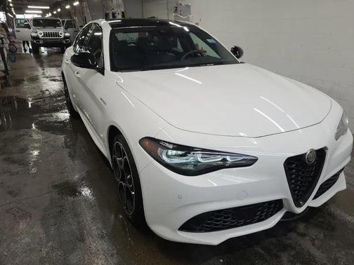 Milano 2024 Alfa Romeo Giulia Veloce