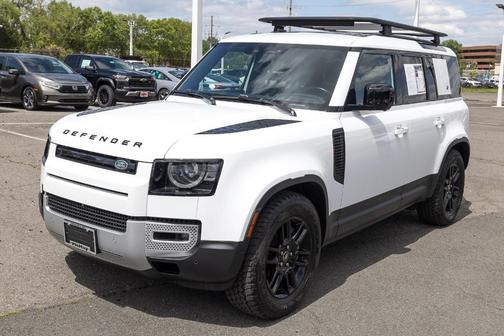 2023 Land Rover Defender 110 SE