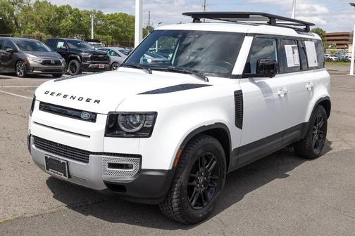 2023 Land Rover Defender 110 SE