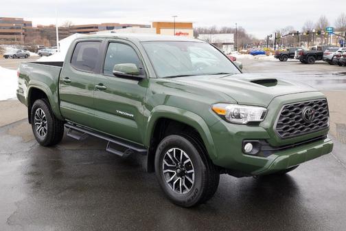 2021 Toyota Tacoma TRD Sport