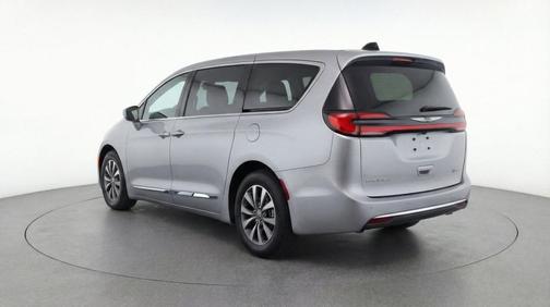 2023 Chrysler Pacifica Hybrid Limited