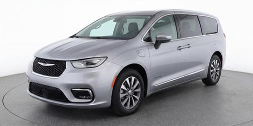 2023 Chrysler Pacifica Hybrid Limited