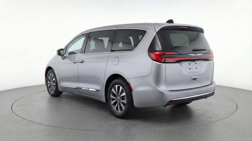 2023 Chrysler Pacifica Hybrid Limited