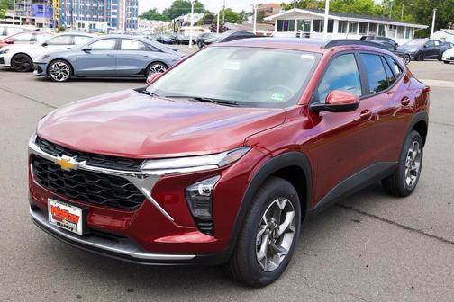 2025 Chevrolet Trax LT