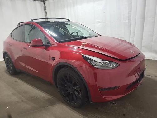 2023 Tesla Model Y Long Range