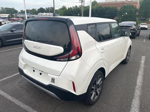 2024 Kia Soul EX