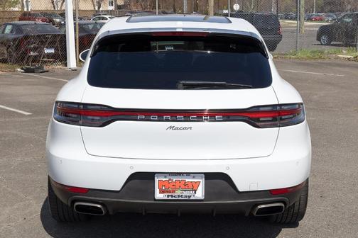 2021 Porsche Macan Base