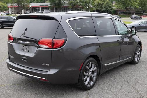 2018 Chrysler Pacifica Limited