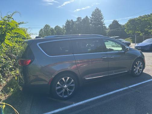 2018 Chrysler Pacifica Limited