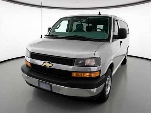 2019 Chevrolet Express 3500 LT