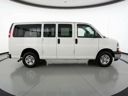 2019 Chevrolet Express 3500 LT