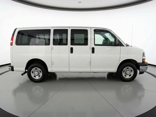 2019 Chevrolet Express 3500 LT