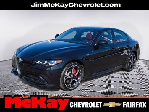 Vulcano Black Metallic 2024 Alfa Romeo Giulia Veloce
