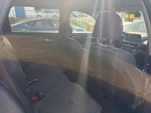 2019 Hyundai SANTA FE 2.4 SE
