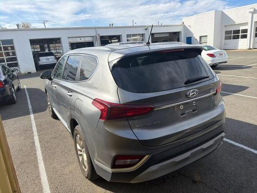 2019 Hyundai SANTA FE 2.4 SE