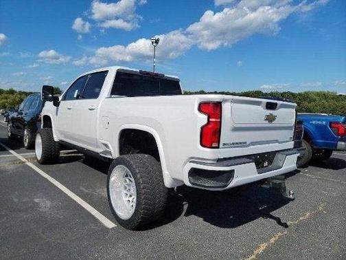 2024 Chevrolet Silverado 2500 LTZ