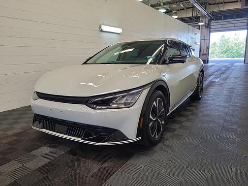 2023 Kia EV6 Wind