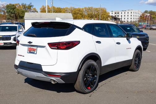 2025 Chevrolet Blazer LT