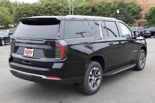 2025 Chevrolet Suburban LS
