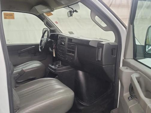 Summit White 2023 Chevrolet Express 2500 Work Van