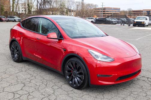 Red Multi 2022 Tesla Model Y Performance