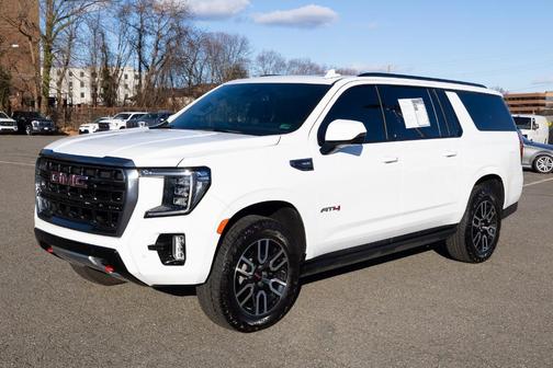 2024 GMC Yukon XL AT4