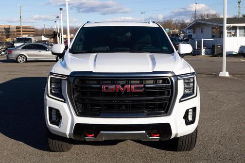 2024 GMC Yukon XL AT4
