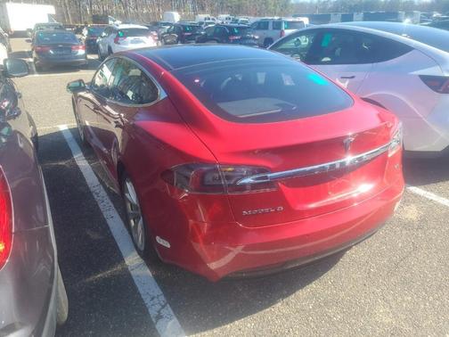 2016 Tesla Model S 60D