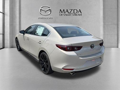 Platinum Quartz Metallic 2025 Mazda Mazda3 2.5 S Select Sport