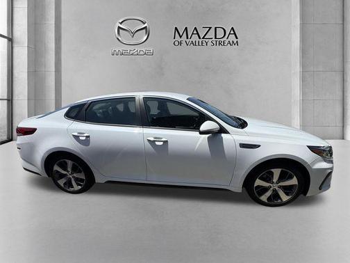 Snow White Pearl 2019 Kia Optima S
