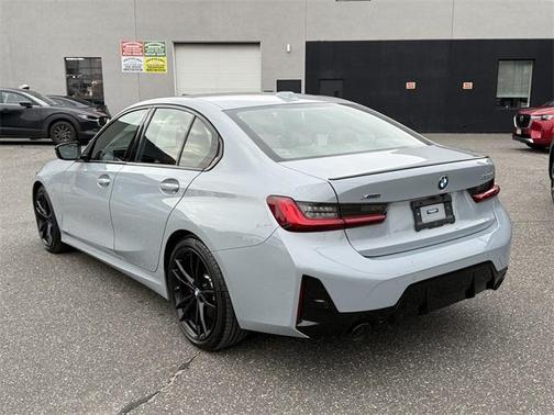 2023 BMW 330 xDrive