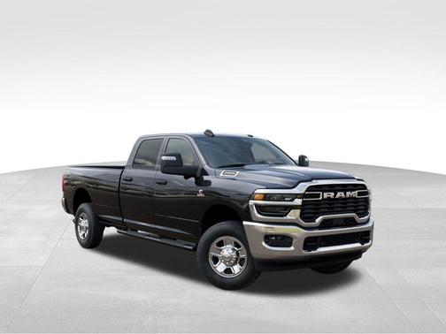 Diamond Black 2026 RAM 2500 Tradesman