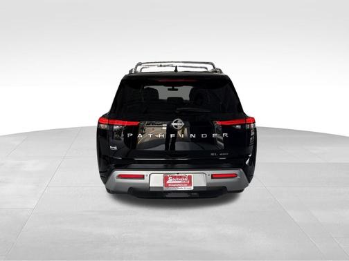 Super Black 2023 Nissan Pathfinder SL