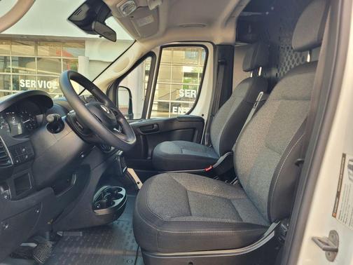 2023 RAM ProMaster 2500 Base