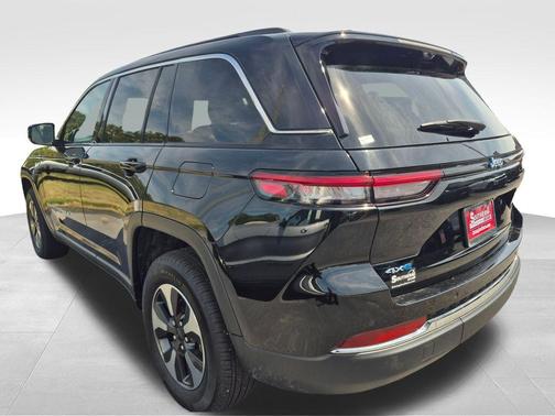 Diamond Black 2024 Jeep Grand Cherokee 4xe Base