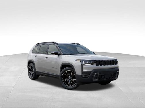 Silver Zynith Clearcoat 2026 Jeep Cherokee Overland